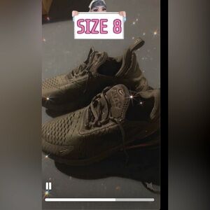 Nike air max 270 black gently used